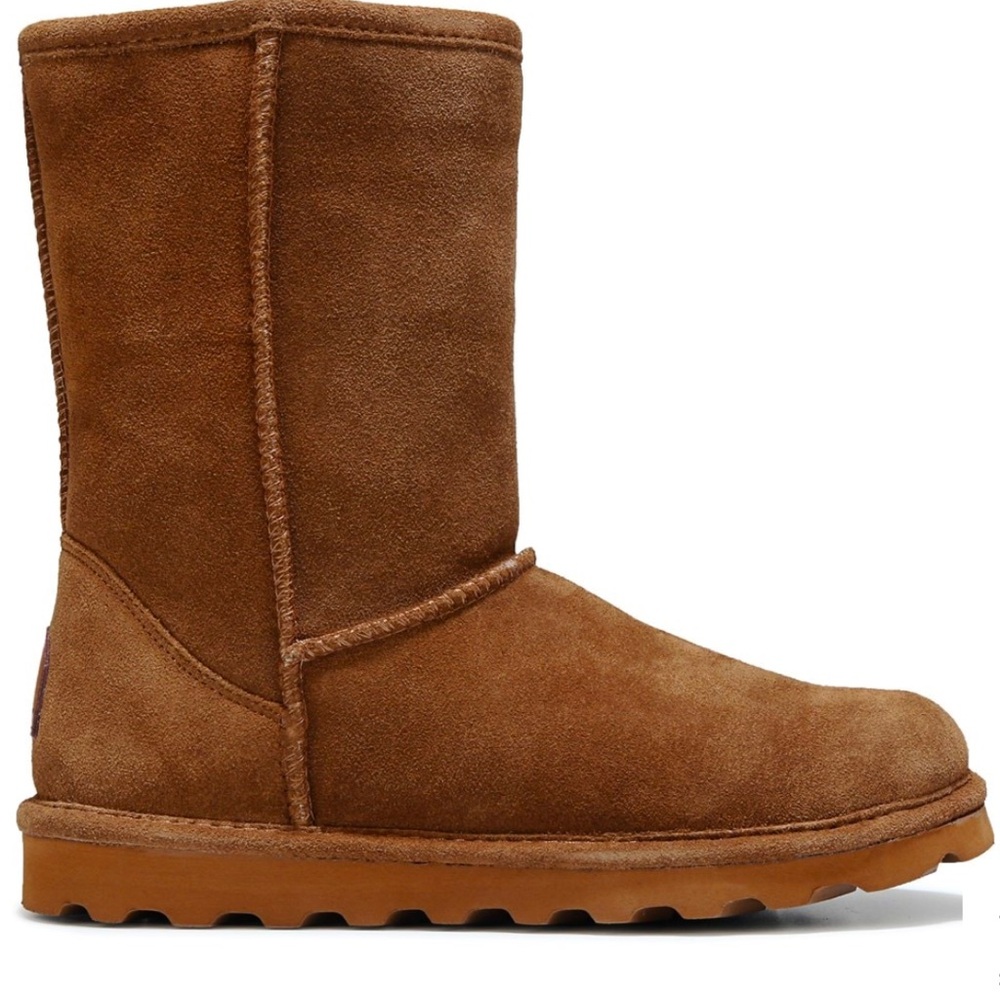 New in box BEARPAW Elle Short Water Resistant Winter Boots in Hickory, Sz. 10